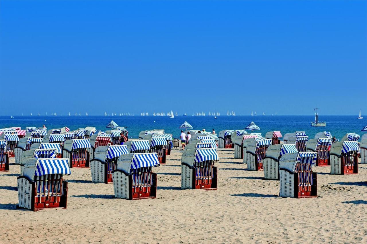 דידריכסהאגן Ferienhaeuschen Kuestenwald Bei Warnemuende, Eigener Garten, Terrasse Mit Strandkorb, 400M Zum Strand מראה חיצוני תמונה